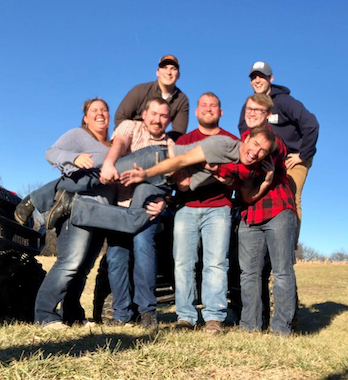 Picture of Roy Moranz, Sarah Wege, Colton Moranz, Kevin Moranz, Kenny Moranz, Caleb Moranz and Collin Moranz.